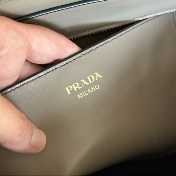 Prada Gray Leather Women's Bag - Picture 8 of 10